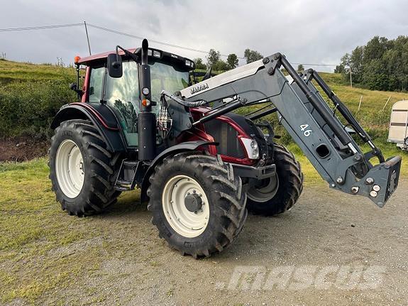 Valtra N113H3 Traktorok