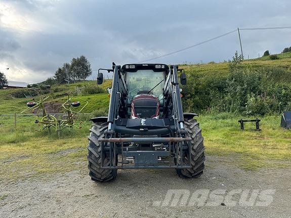 Valtra N113H3 Traktorok