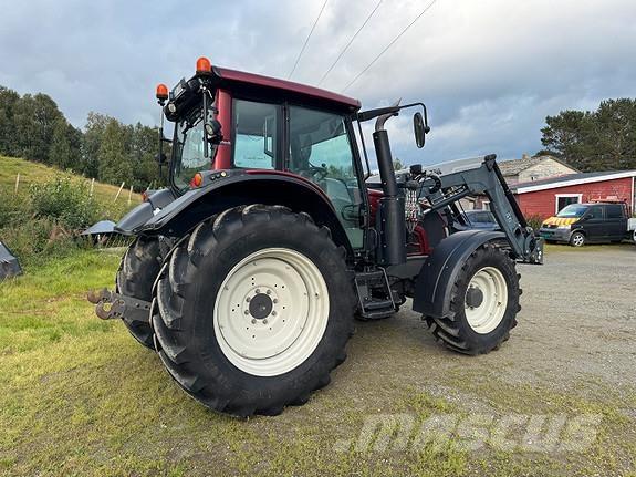 Valtra N113H3 Traktorok