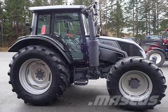 Valtra N123 H5 Traktorok