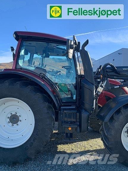 Valtra N124 Traktorok