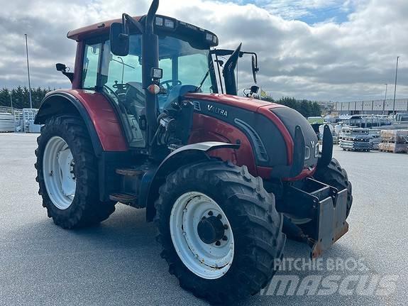 Valtra N142 D Traktorok