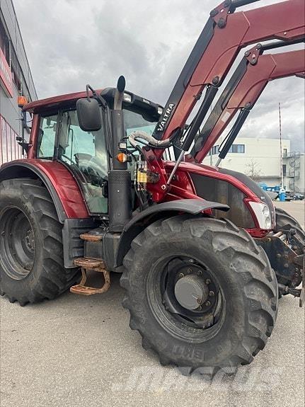Valtra N163D Traktorok
