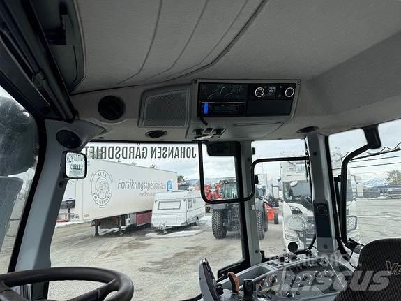 Valtra N174D Traktorok