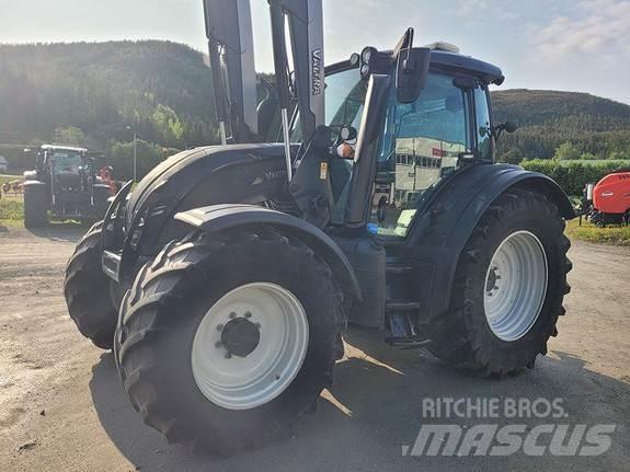 Valtra N174D Traktorok