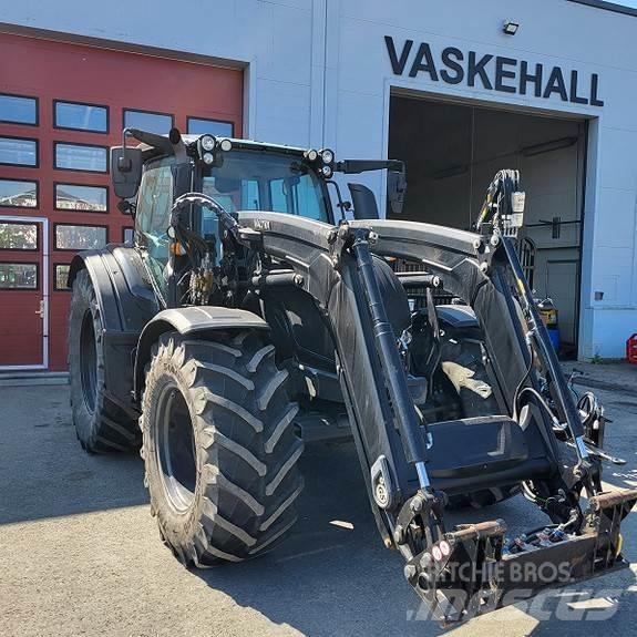 Valtra N174D Traktorok