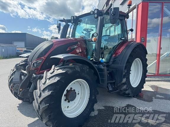 Valtra N174D Traktorok