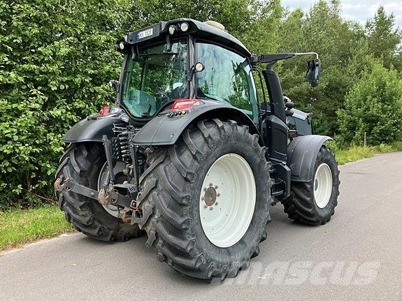 Valtra N174D Traktorok