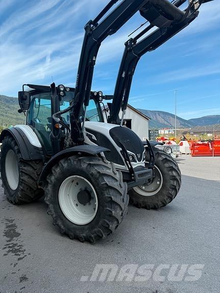 Valtra N174D Traktorok
