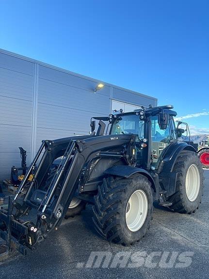 Valtra N174D Traktorok