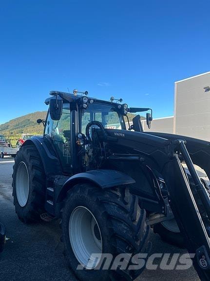Valtra N174D Traktorok