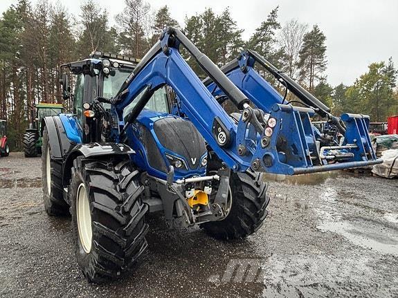 Valtra N174D Traktorok