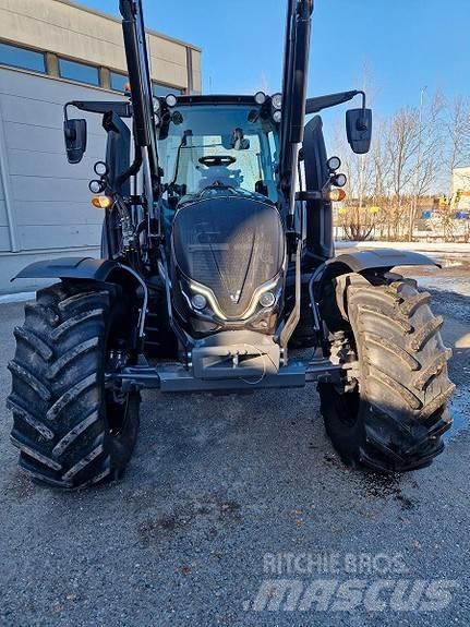 Valtra N175 Traktorok