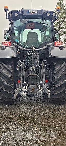 Valtra N175 Traktorok