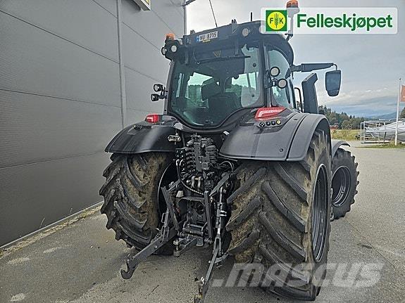 Valtra N175 Traktorok
