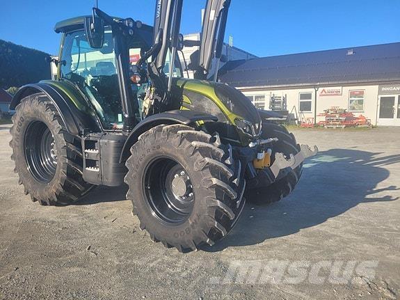 Valtra N175D Traktorok