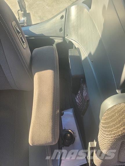 Valtra N175D Traktorok