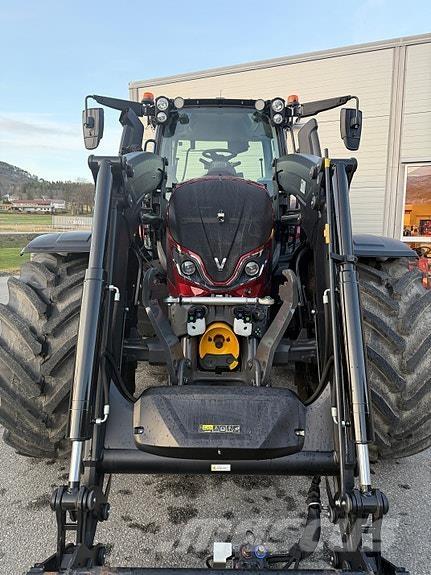 Valtra N175D Traktorok