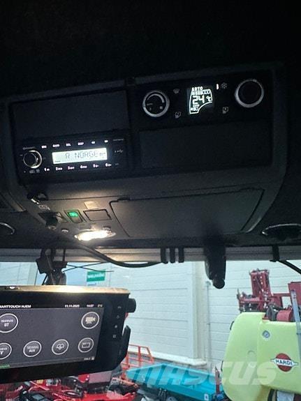 Valtra N175D Traktorok