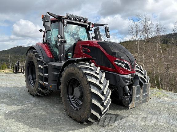 Valtra Q305 Traktorok