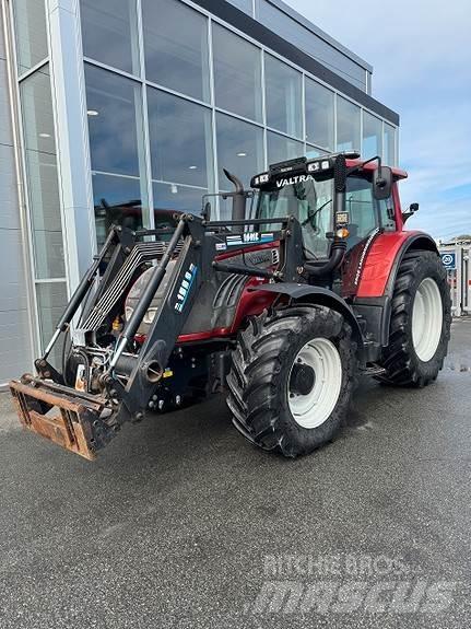 Valtra T-182-VERSU Traktorok