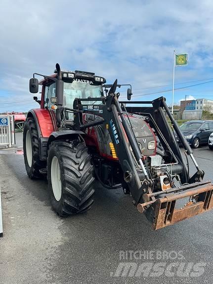 Valtra T-182-VERSU Traktorok