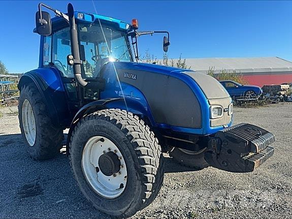 Valtra T150 Traktorok