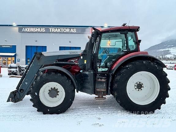 Valtra T174eD Traktorok