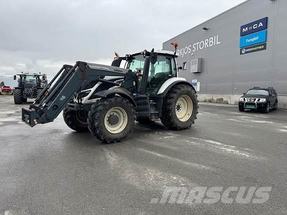 Valtra T174V Traktorok