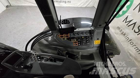Valtra T182 Traktorok
