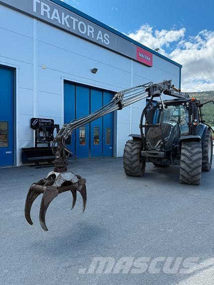 Valtra T194V Traktorok