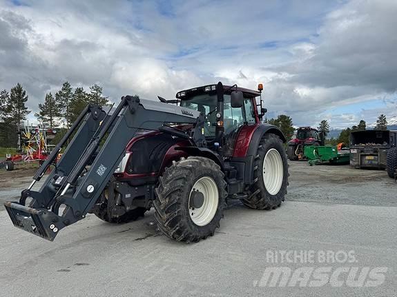 Valtra T203 Traktorok