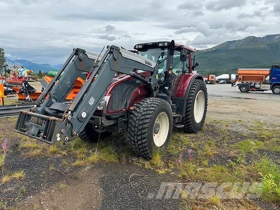 Valtra T203 Traktorok