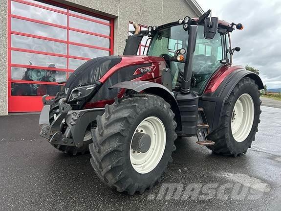 Valtra T234 Traktorok