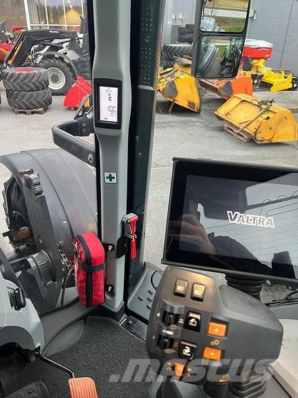Valtra T234D Traktorok