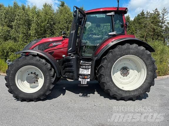Valtra T234D Traktorok