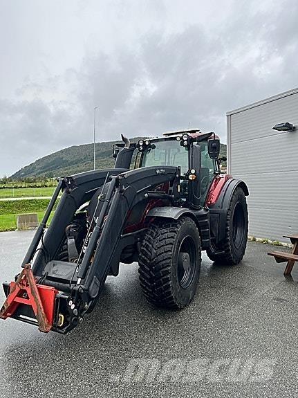 Valtra T234D Traktorok