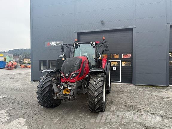 Valtra T234D Traktorok