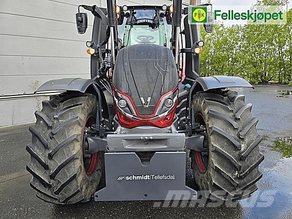 Valtra T235 Traktorok