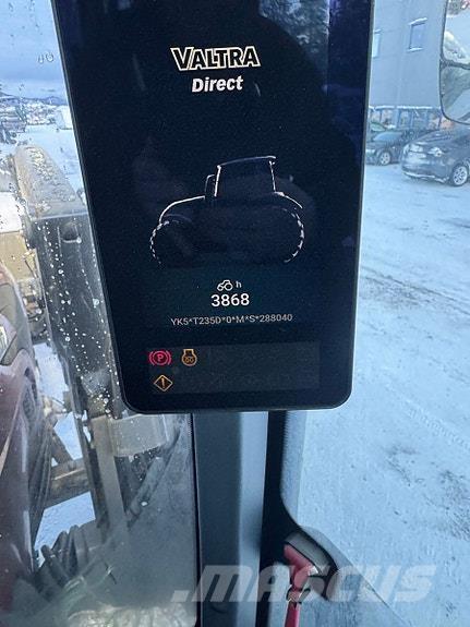 Valtra T235 Traktorok