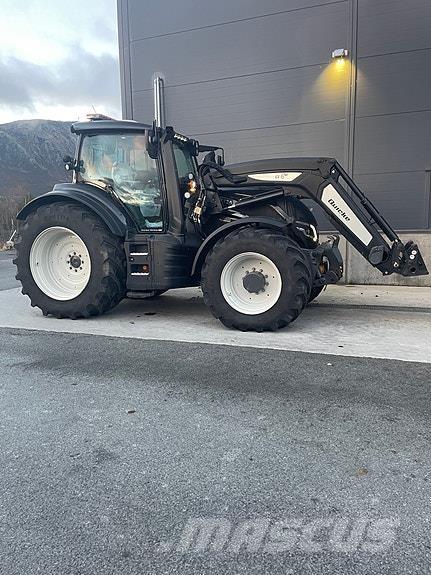 Valtra T235 Direct Traktorok