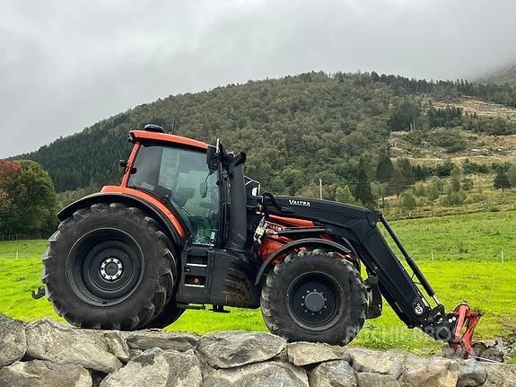 Valtra T235D Traktorok
