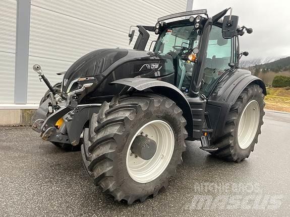 Valtra T235D Traktorok