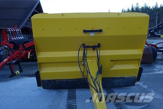 Vama 5 kubikk Egyéb útkarbantartó és hókotró gépek