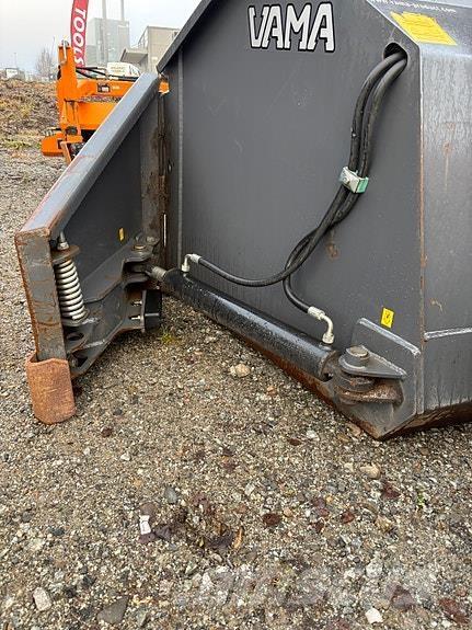 Vama EPS 210 Egyéb útkarbantartó és hókotró gépek