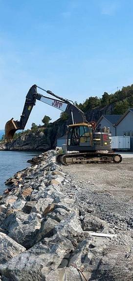 Volvo ECR235EL Lánctalpas kotrók