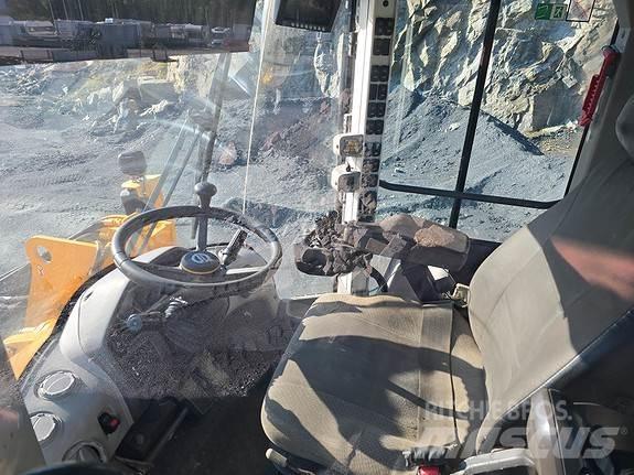 Volvo L110H Gumikerekes homlokrakodók