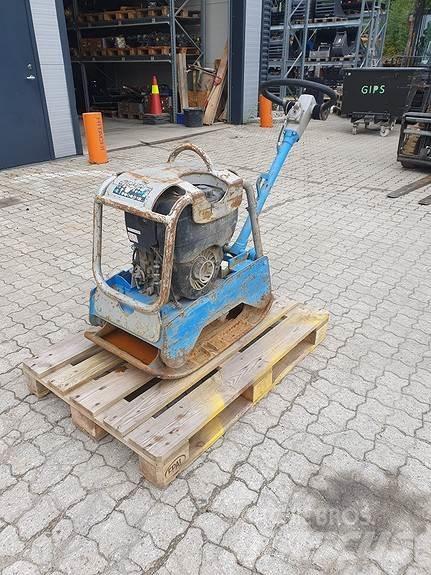 Weber CR 4 E Aszfalt terítõ gépek