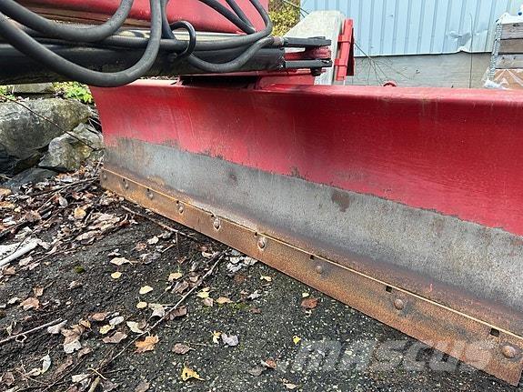   Egyéb útkarbantartó és hókotró gépek