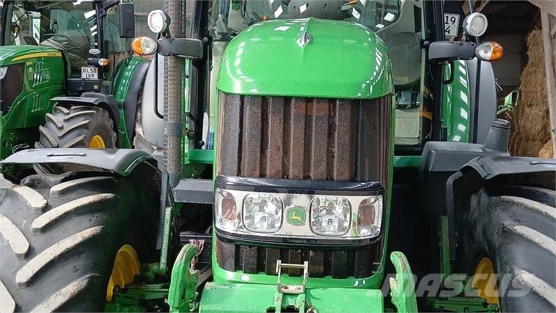 John Deere 7530 Traktorok